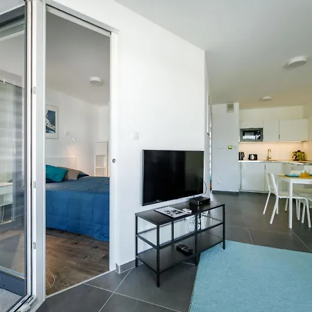 Lejlighed Fenyves By Interhome Balatonszárszó